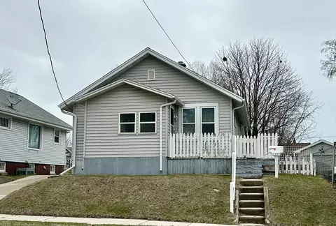 1509 S 14th, Manitowoc, WI 54220