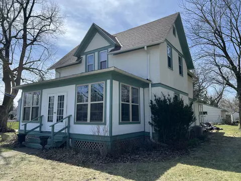 201 Bonito, Walworth, WI 53184