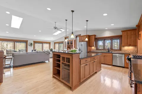 415 Lake Blf, Grafton, WI 53024