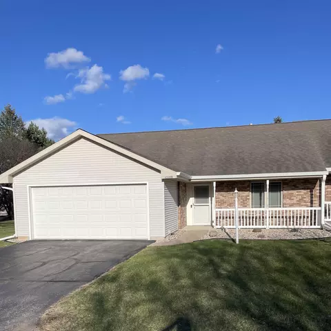2520 Havenwood #H, Oshkosh, WI 54904