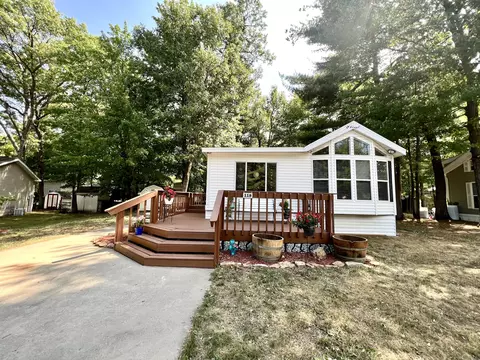 118 Arbor, Lake Delton, WI 53940