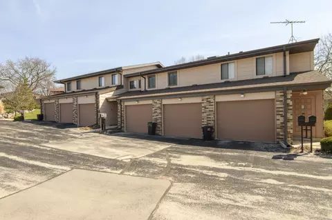 309 Cheviot Chase #3, Waukesha, WI 53186