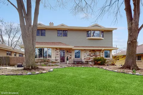 2955 S 93rd, West Allis, WI 53227