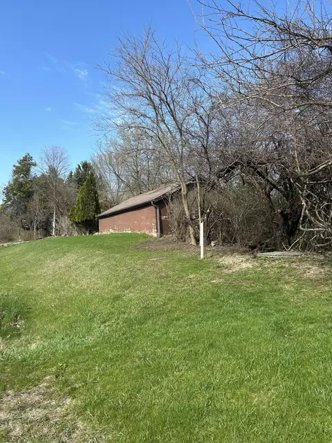 5810 S Racine, New Berlin, WI 53146