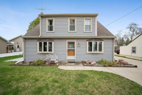 25204 W Loomis, Norway, WI 53185