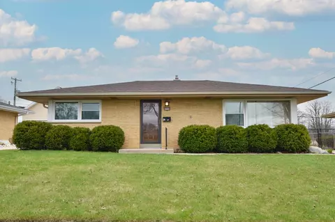 6040 N 95th, Milwaukee, WI 53225