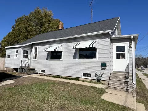 908 19th, Two Rivers, WI 54241