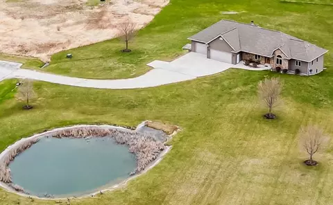 4527 Harley, Manitowoc, WI 54220