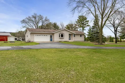 n8210 Amsterdam Prairie Road, Holland, WI 54636