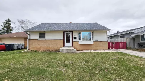 5942 N 79th, Milwaukee, WI 53218