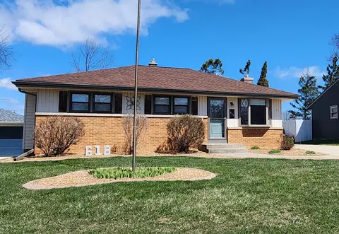 618 Clark, South Milwaukee, WI 53172