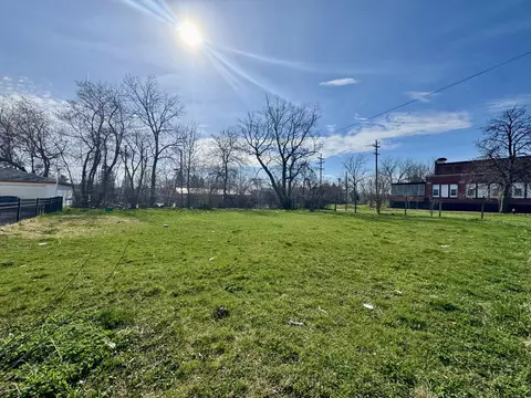 1239 Highland, Racine, WI 53403