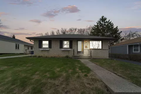 6116 W Spokane, Milwaukee, WI 53223