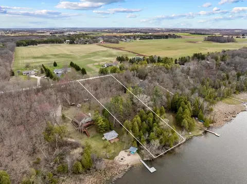 Lt0 Lakeview, Farmington, WI 53090