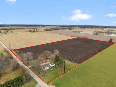 n1318 Brick School Road, Walworth, WI 53184