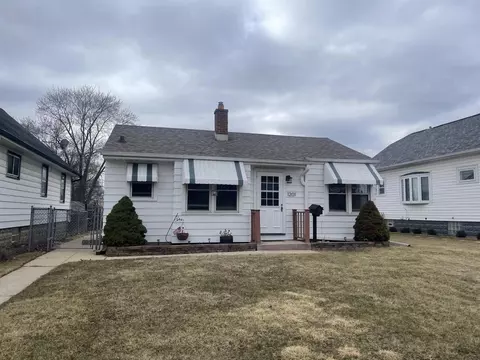 1201 S 101st, West Allis, WI 53214