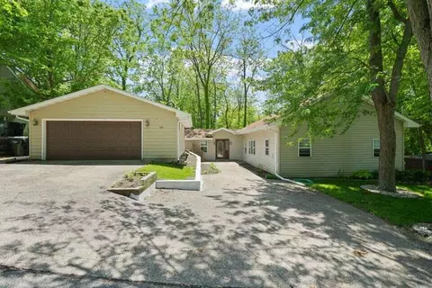 509 Sunset, Twin Lakes, WI 53181