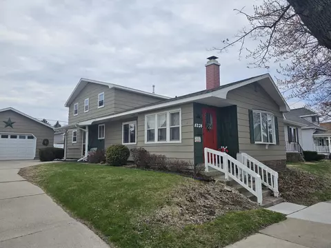 1234 S 19th, Manitowoc, WI 54220