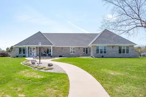 n108w15053 Bel Aire, Germantown, WI 53022
