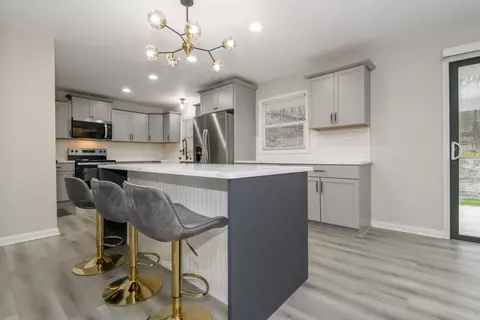 214 Willow, Hartland, WI 53029
