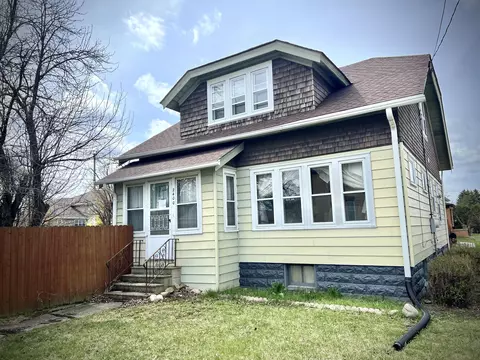 2400 9th, South Milwaukee, WI 53172