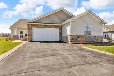 6691 105th #21, Pleasant Prairie, WI 53158