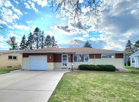 1010 N 25th, Sheboygan, WI 53081