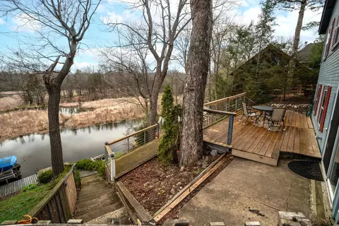 w332n6663 County Road C, Merton, WI 53058