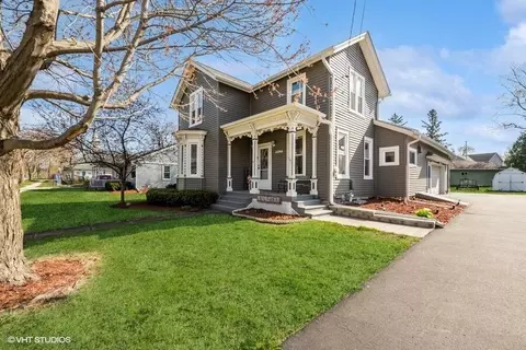 462 Freeman, Genoa City, WI 53128