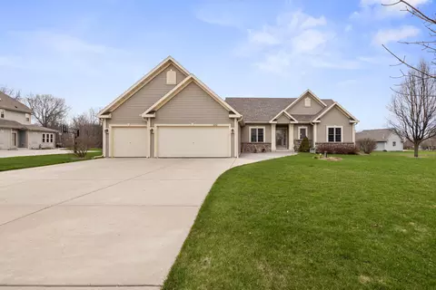 1880 Highland, Slinger, WI 53086