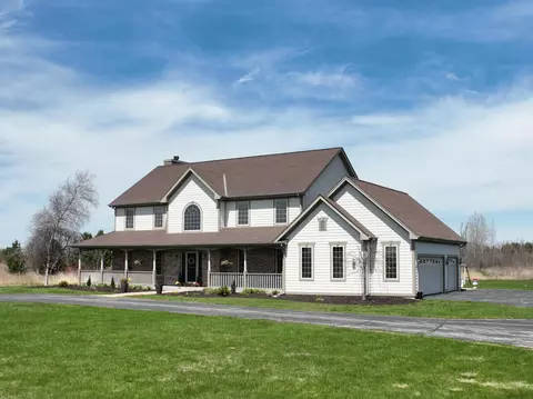 580 Ulao, Grafton, WI 53024