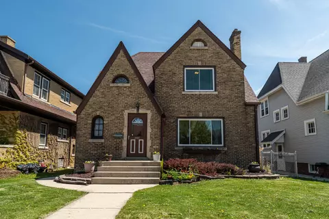 1905 Thurston, Racine, WI 53403