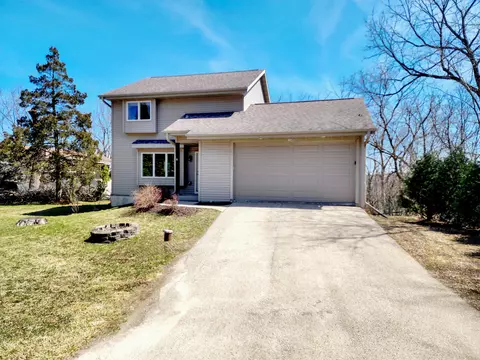 1586 Highland, Hubertus, WI 53033