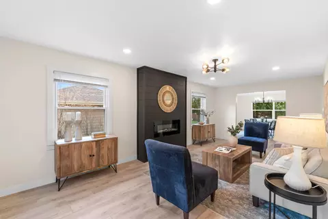 7515 N Boyd, Fox Point, WI 53217