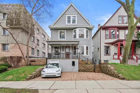 2580 N Frederick, Milwaukee, WI 53211