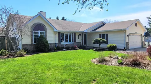 9009 Meadow Park, Franksville, WI 53126