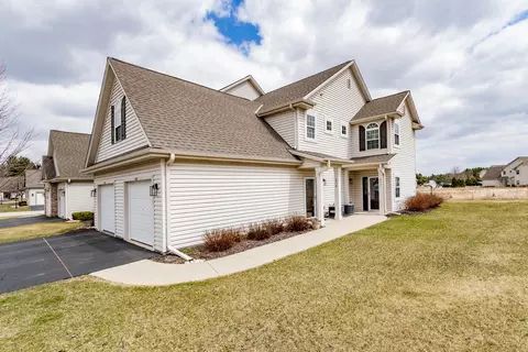 452 Cedar, Slinger, WI 53086