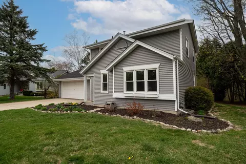 1820 Blackhawk, Grafton, WI 53024
