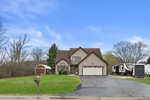 8120 Halverson, Waterford, WI 53185