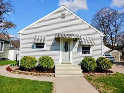 3007 22nd, La Crosse, WI 54601