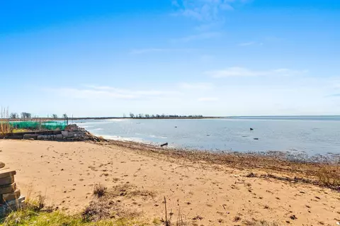 115 E Bay Shr, Marinette, WI 54143