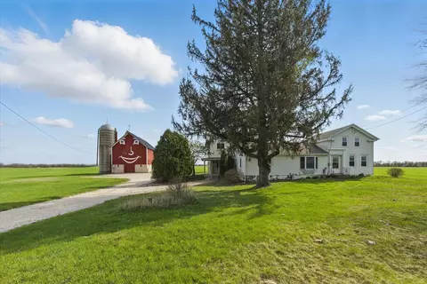 4801 Northwest, Waterford, WI 53185
