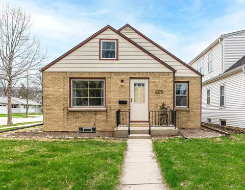 2378 N 86th, Wauwatosa, WI 53226