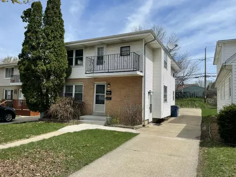 442 S 71st #444, Milwaukee, WI 53214