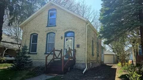 1516 Lincoln, Racine, WI 53402