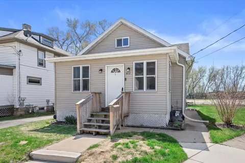 413 W Milwaukee, Watertown, WI 53094