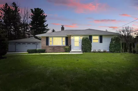 3551 S Racine, New Berlin, WI 53146