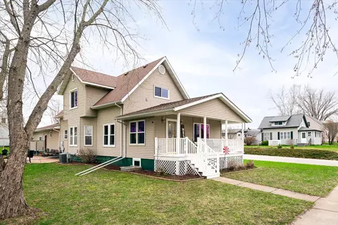 607 2nd, Melrose, WI 54642