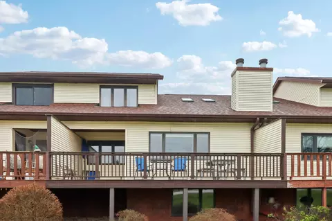 n6963 Rock Lake Road #17, Lake Mills, WI 53551