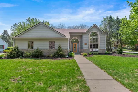 n108w7385 Balfour, Cedarburg, WI 53012